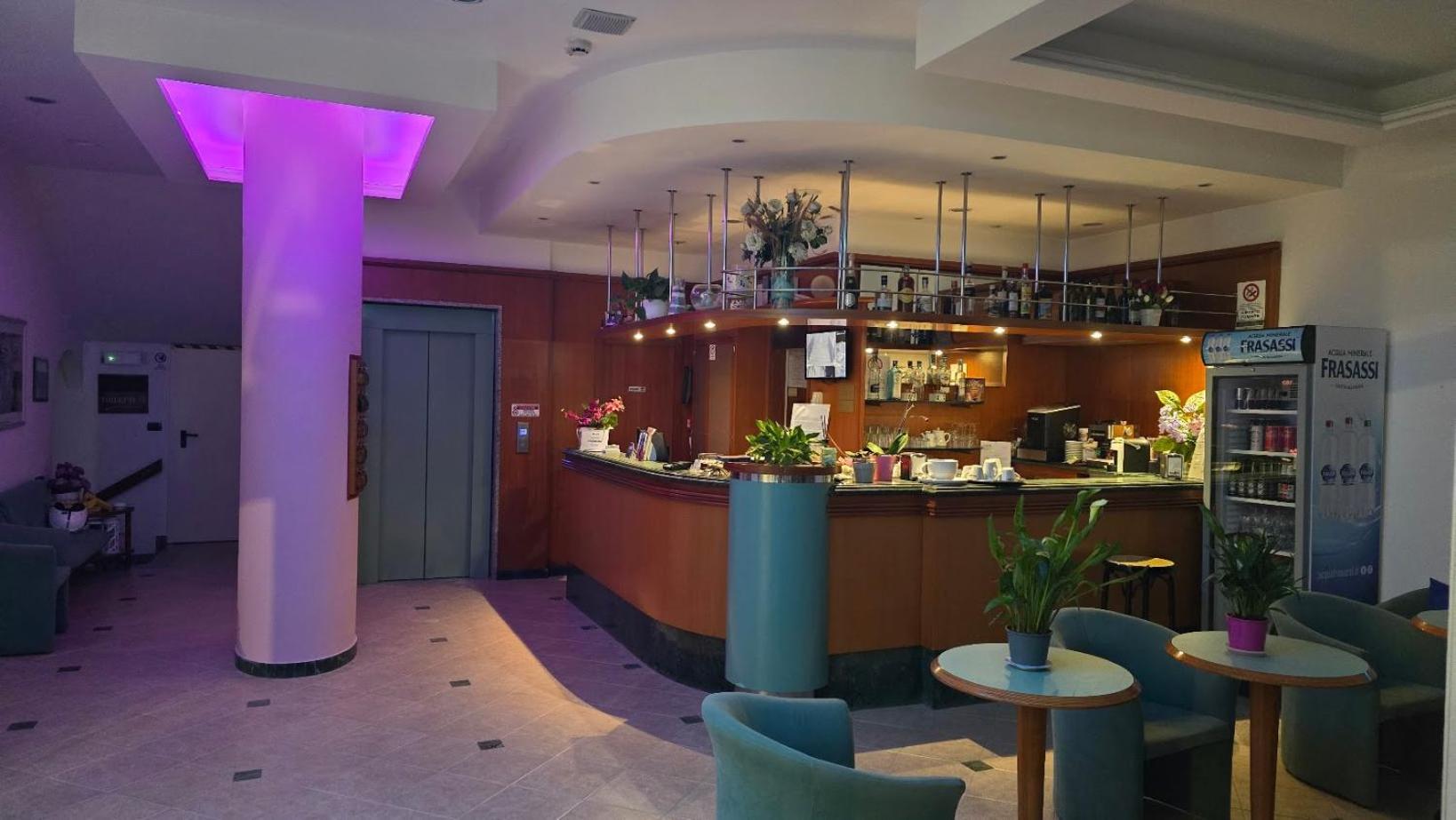 Abc Hotel Rimini Bagian luar foto