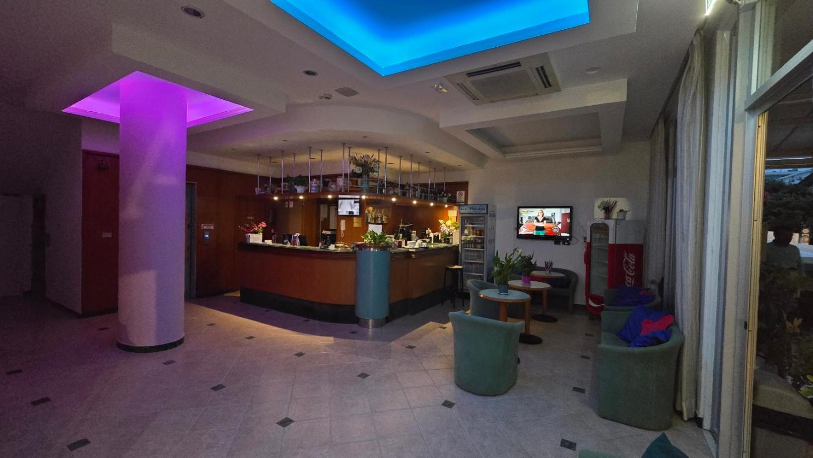 Abc Hotel Rimini Bagian luar foto