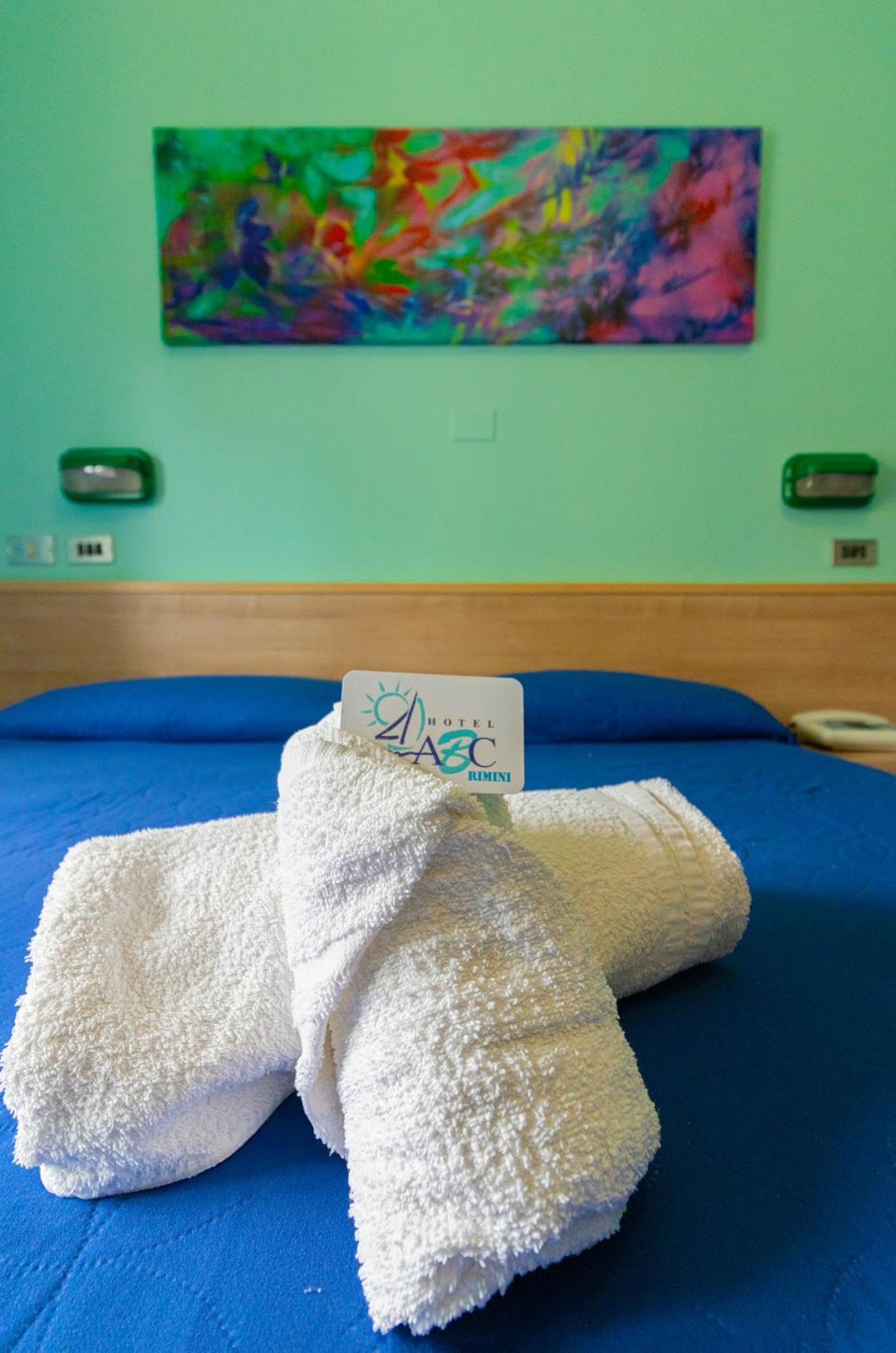 Abc Hotel Rimini Bagian luar foto