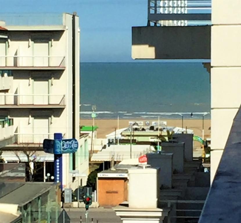 Abc Hotel Rimini Bagian luar foto